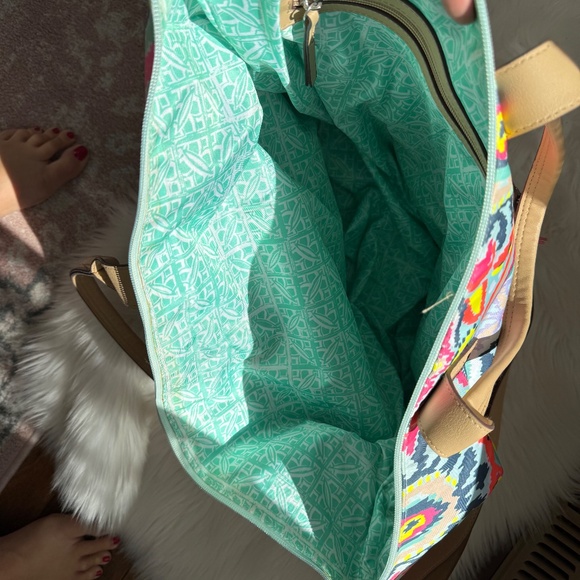 Stella & Dot Get Away Tote - Expandable Travel Tote - Picture 2 of 2
